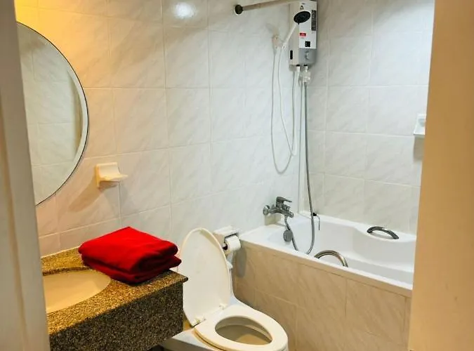 Affordable Serviced In Nana Omni Tower - Prime Sukhumvit Location