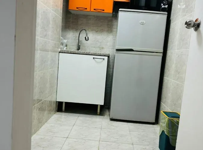 Affordable Serviced In Nana Omni Tower - Prime Sukhumvit Location * 방콕