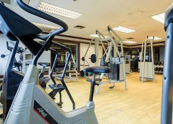 아파트 Affordable Serviced In Nana Omni Tower - Prime Sukhumvit Location