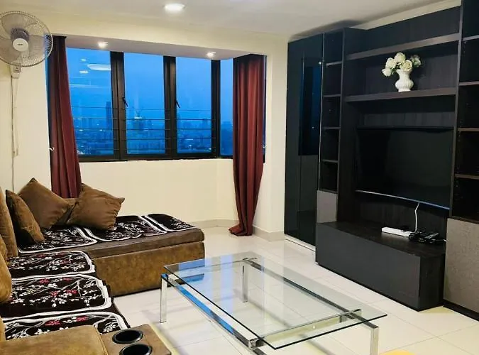Affordable Serviced In Nana Omni Tower - Prime Sukhumvit Location * 방콕