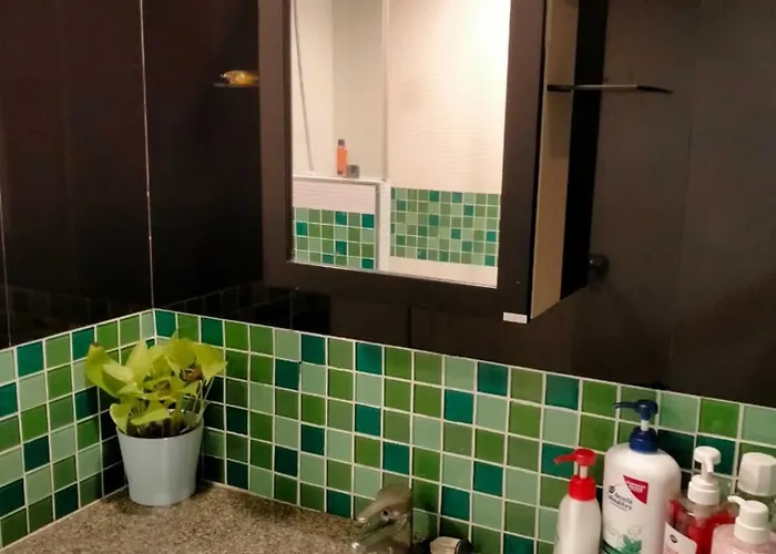 Affordable Serviced In Nana Omni Tower - Prime Sukhumvit Location