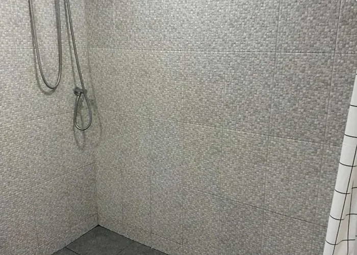 아파트 Affordable Serviced In Nana Omni Tower - Prime Sukhumvit Location 방콕