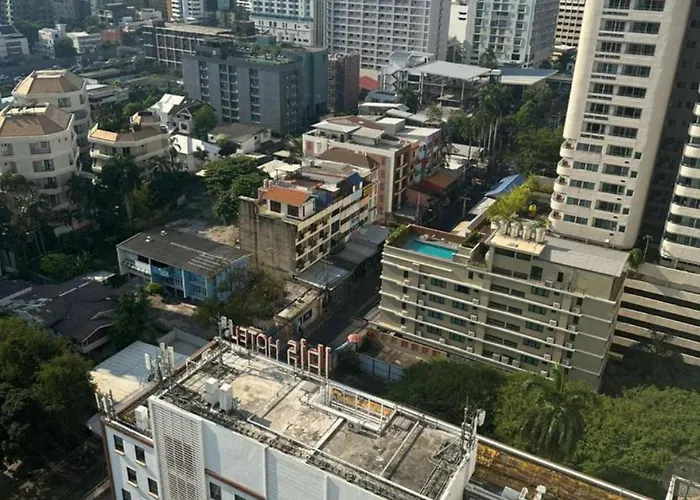 아파트 Affordable Serviced In Nana Omni Tower - Prime Sukhumvit Location